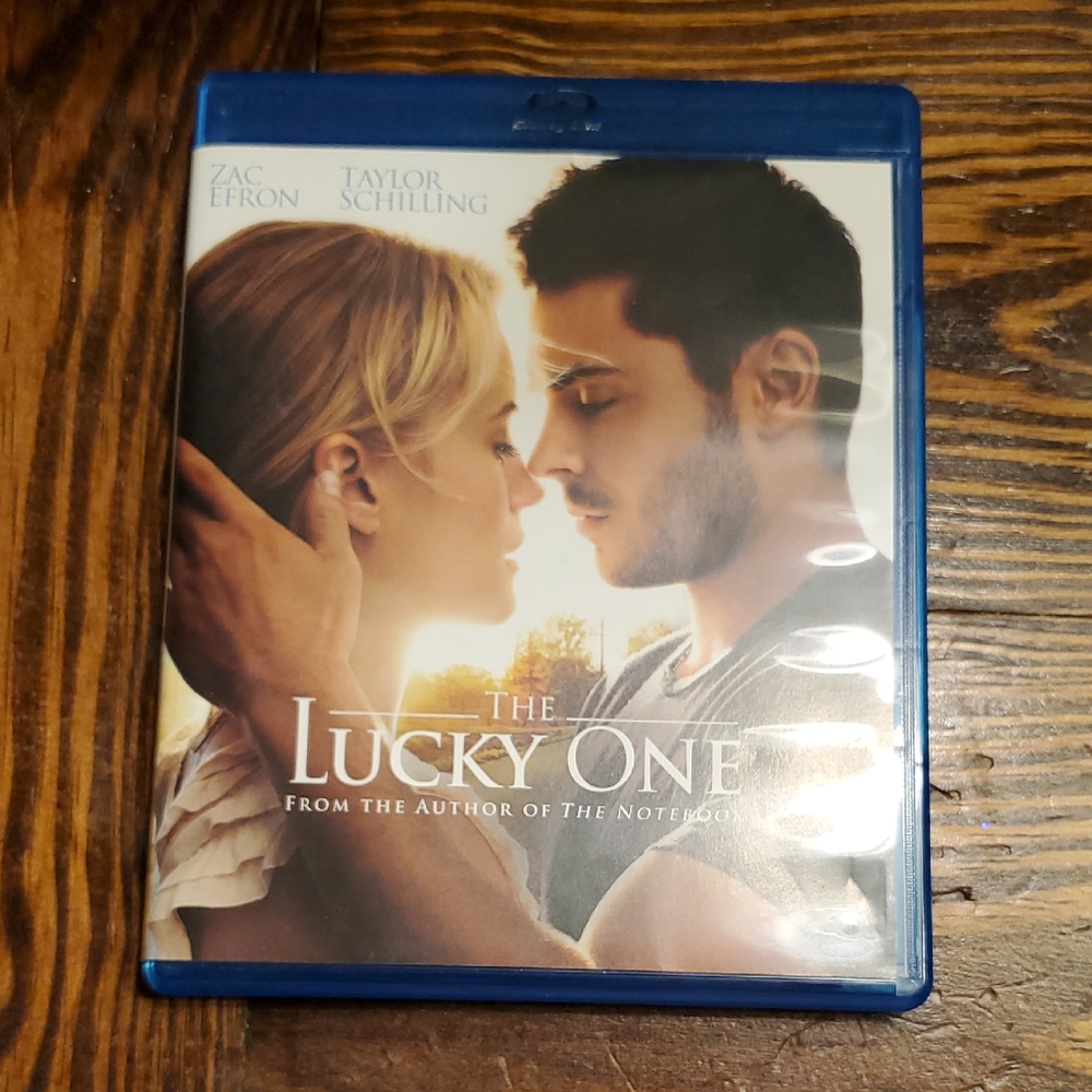 🟩 The Lucky One Blu-ray